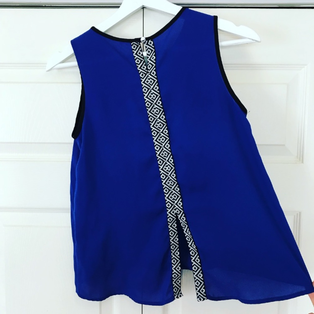 B l u e   S u m m e r   T o p   X S